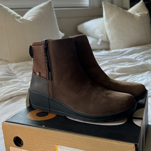 Brown Ankle Boots - Picture 4 of 5